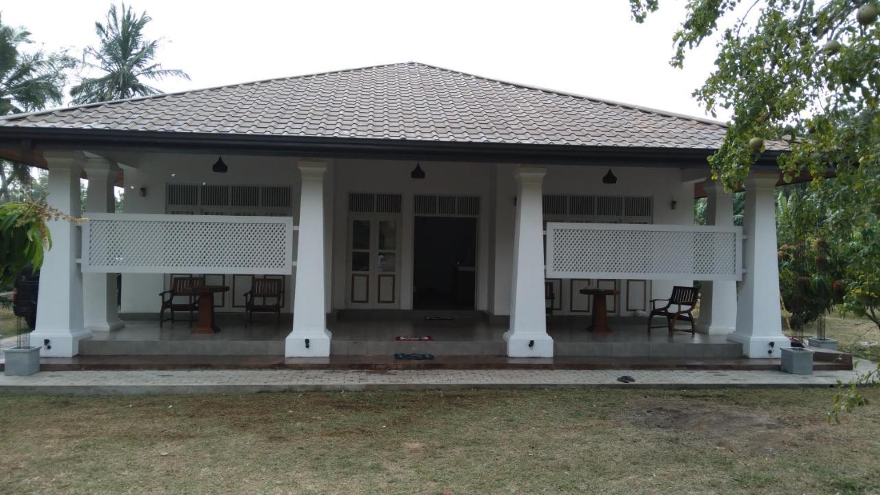 Serenity Villa Анурадхапура Екстериор снимка